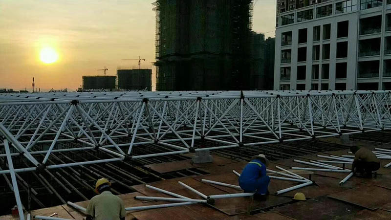 惠州螺栓球网架安装现场